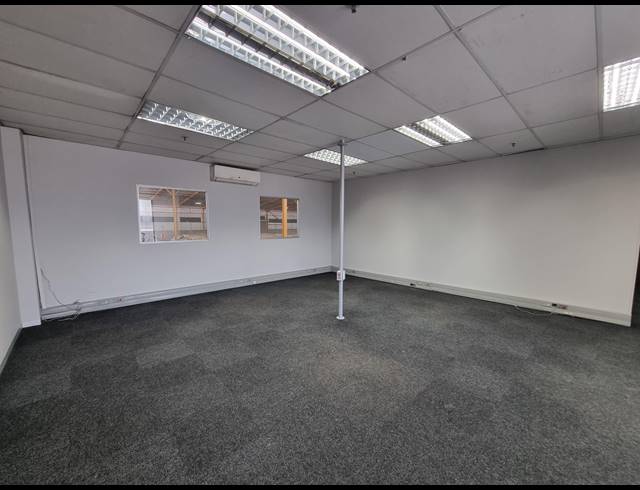10,614M² WAREHOUSE TO LET IN MOBENI